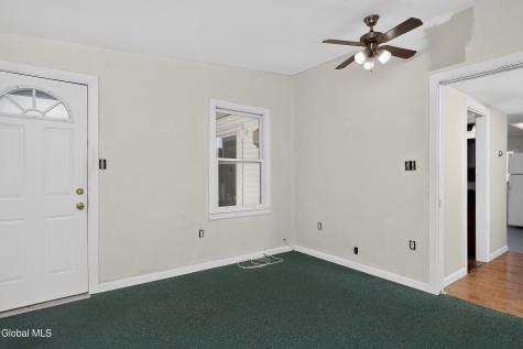5 Easy Street Troy NY 12180