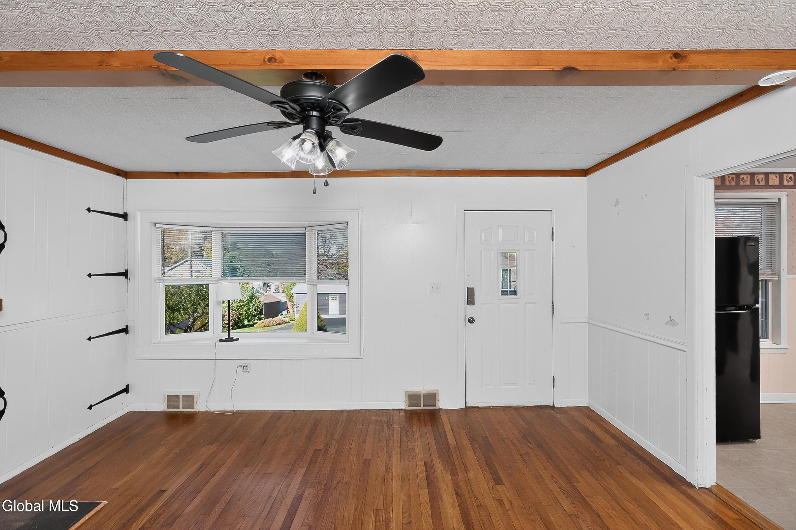 5 Easy Street Troy NY 12180