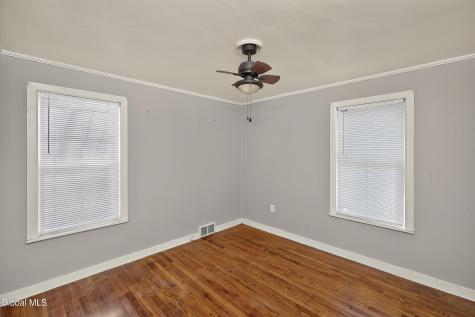 5 Easy Street Troy NY 12180