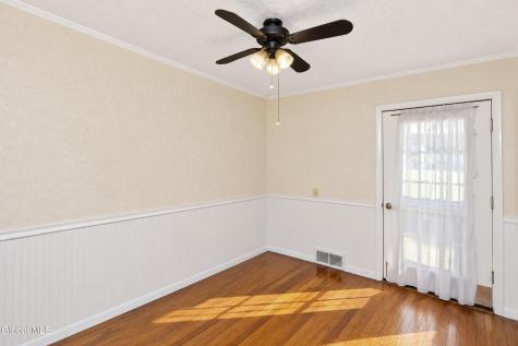 5 Easy Street Troy NY 12180