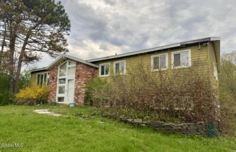 1027 Township Road Altamont NY 12009