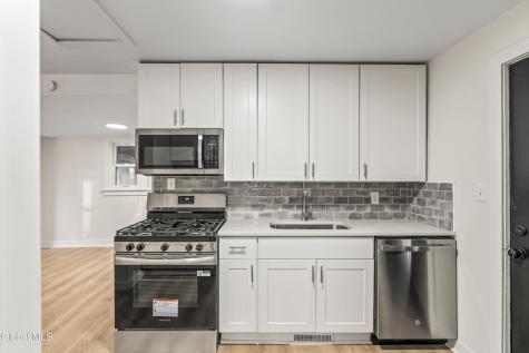 5 Homestead Avenue Wynantskill NY 12198