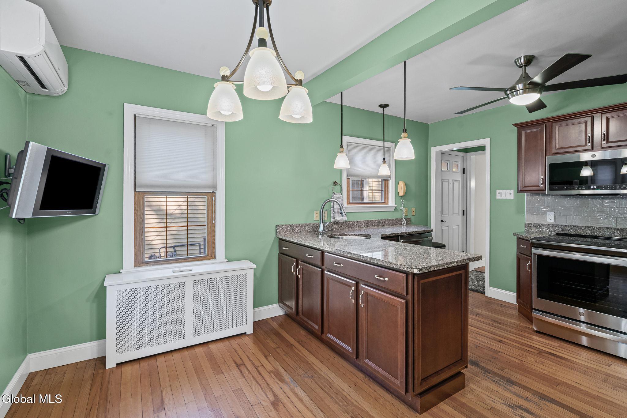 197 Sunnyside Road Glenville NY 12302