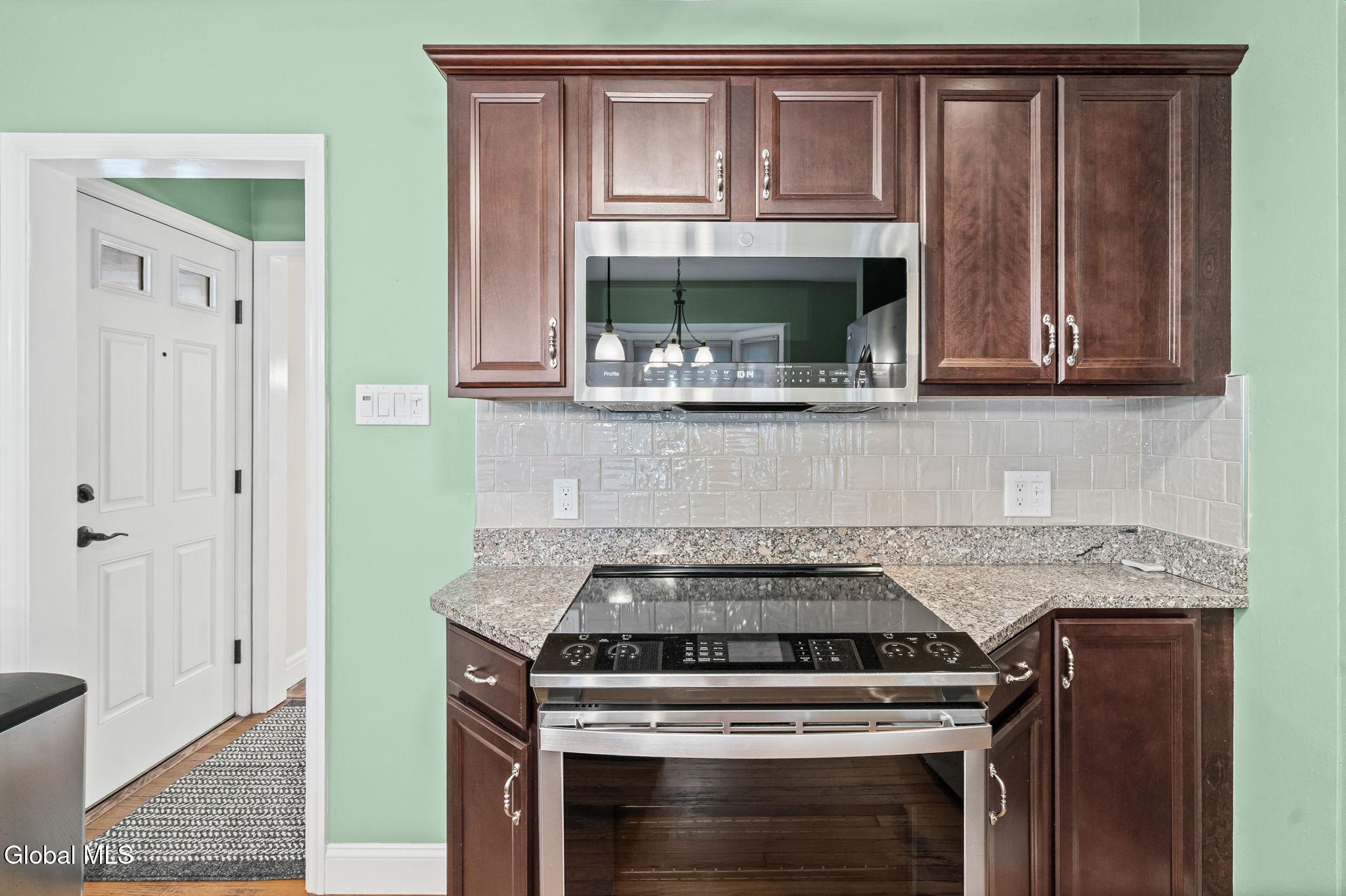 197 Sunnyside Road Glenville NY 12302