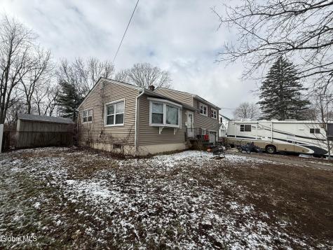 6 Carleton Court Glens Falls NY 12801