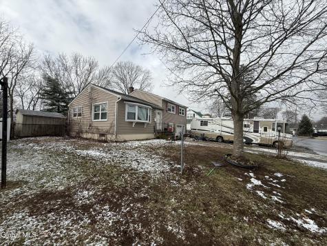 6 Carleton Court Glens Falls NY 12801