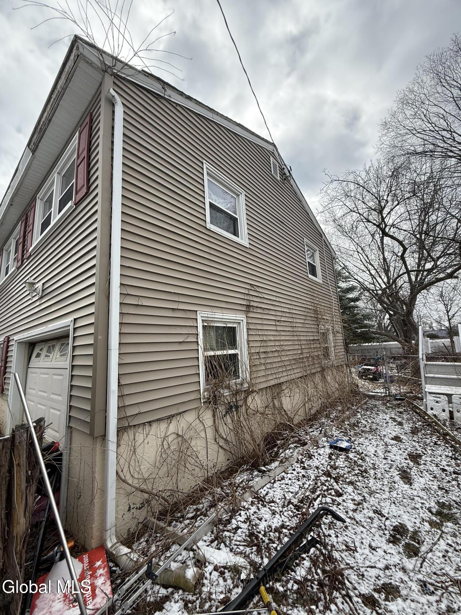 6 Carleton Court Glens Falls NY 12801