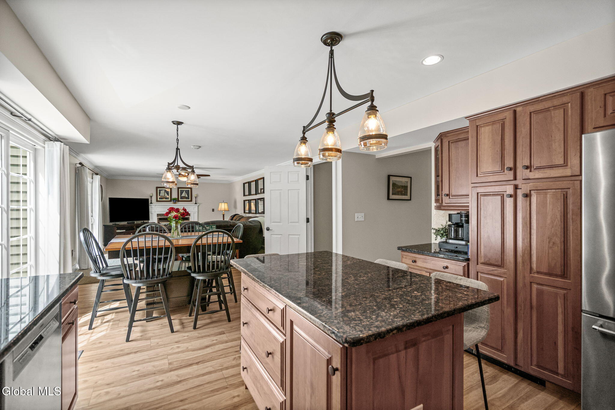 313 Debbie Drive Rotterdam NY 12306