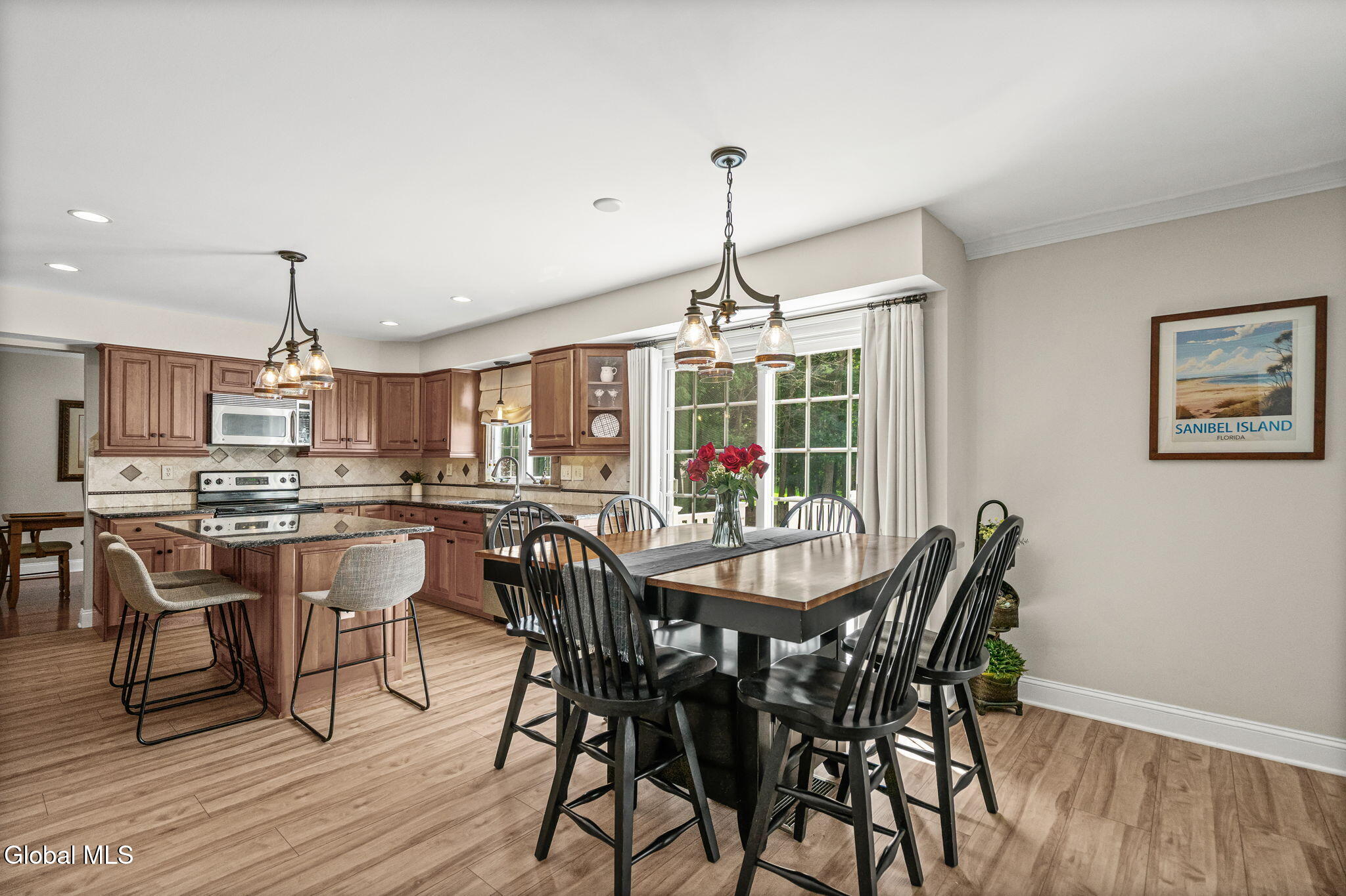 313 Debbie Drive Rotterdam NY 12306