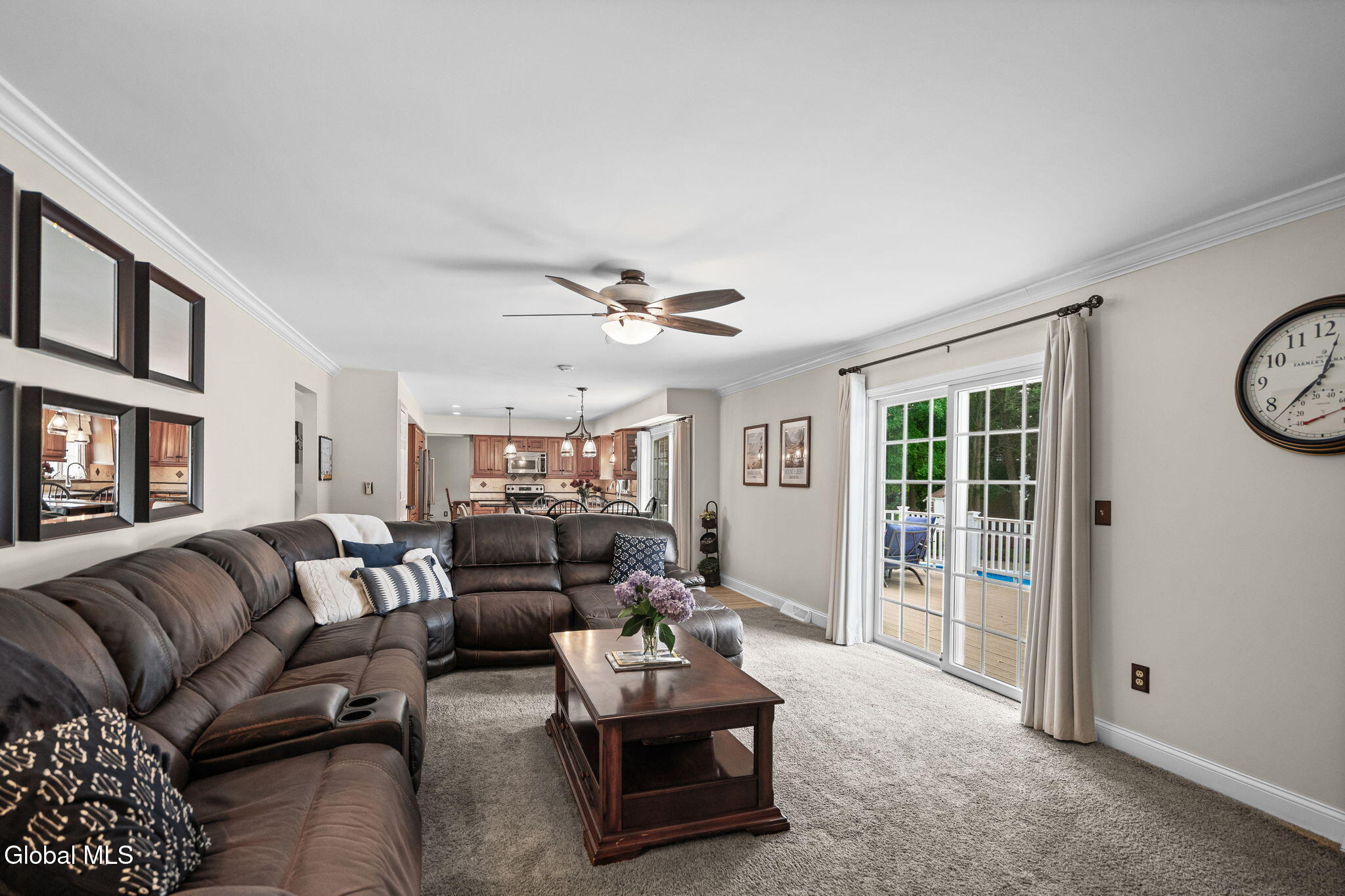313 Debbie Drive Rotterdam NY 12306
