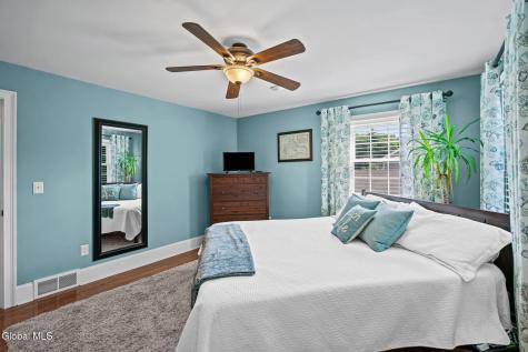 313 Debbie Drive Rotterdam NY 12306