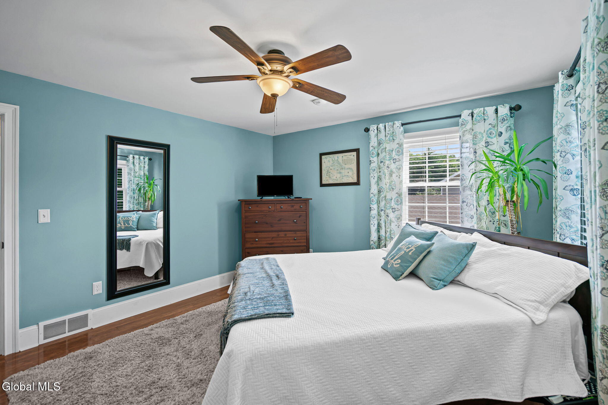 313 Debbie Drive Rotterdam NY 12306