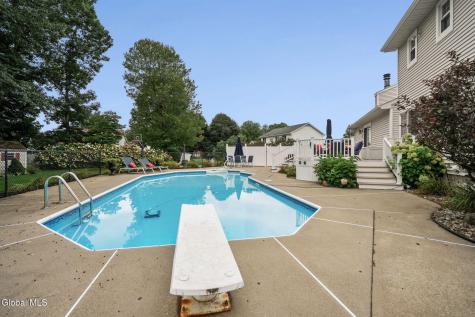 313 Debbie Drive Rotterdam NY 12306