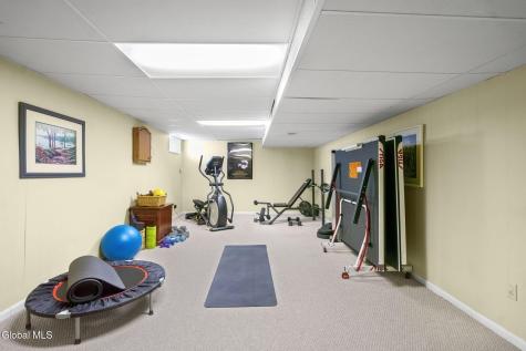 313 Debbie Drive Rotterdam NY 12306