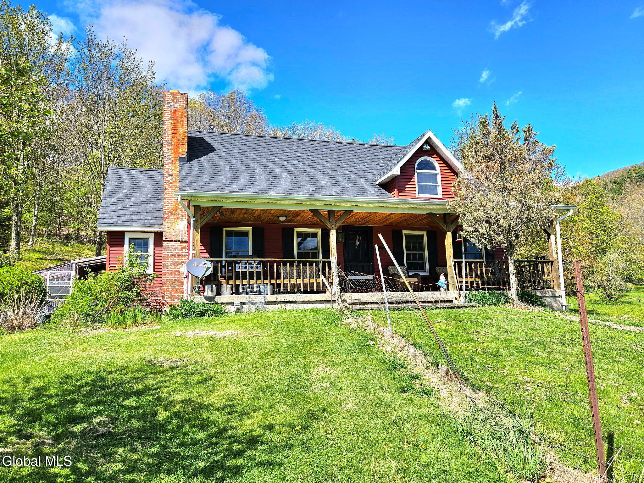 45 Jess Maxon Road Petersburgh NY 12138
