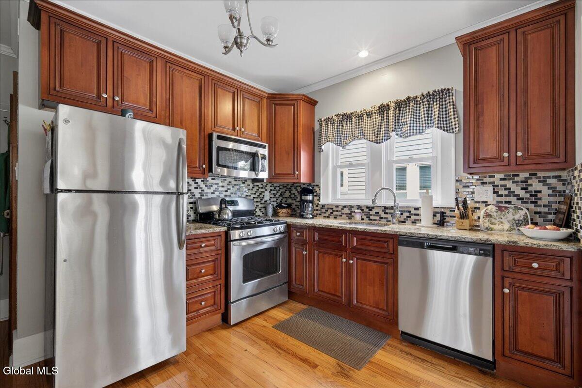 51 Cardinal Avenue Albany NY 12208