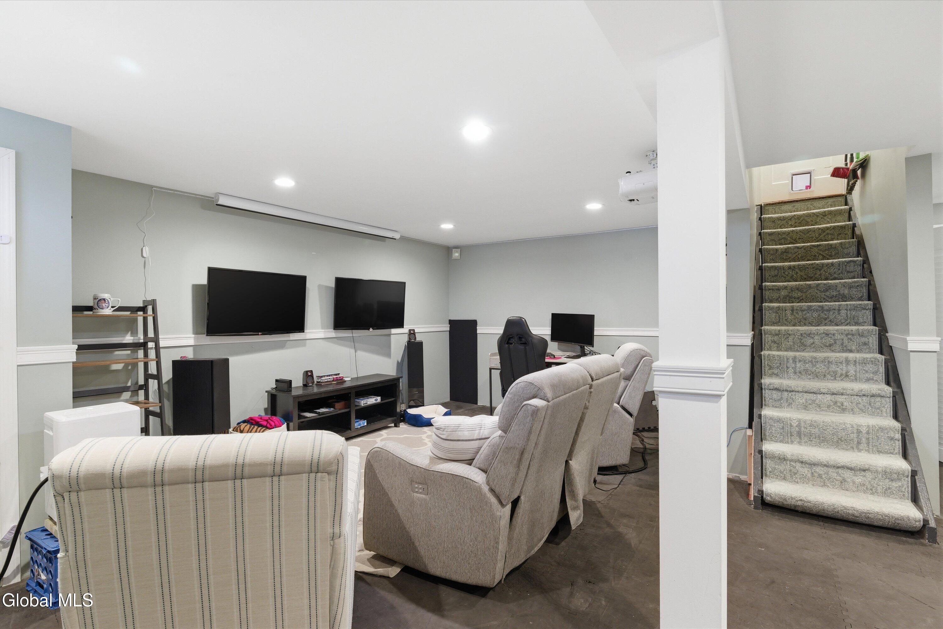 35 Bolivar Avenue Troy NY 12180