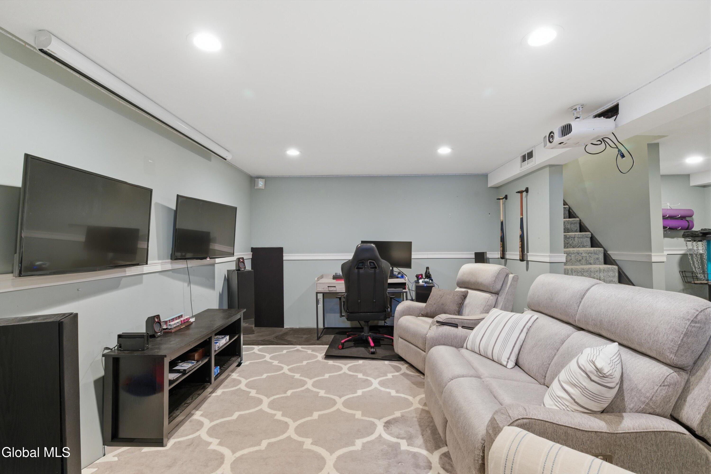 35 Bolivar Avenue Troy NY 12180