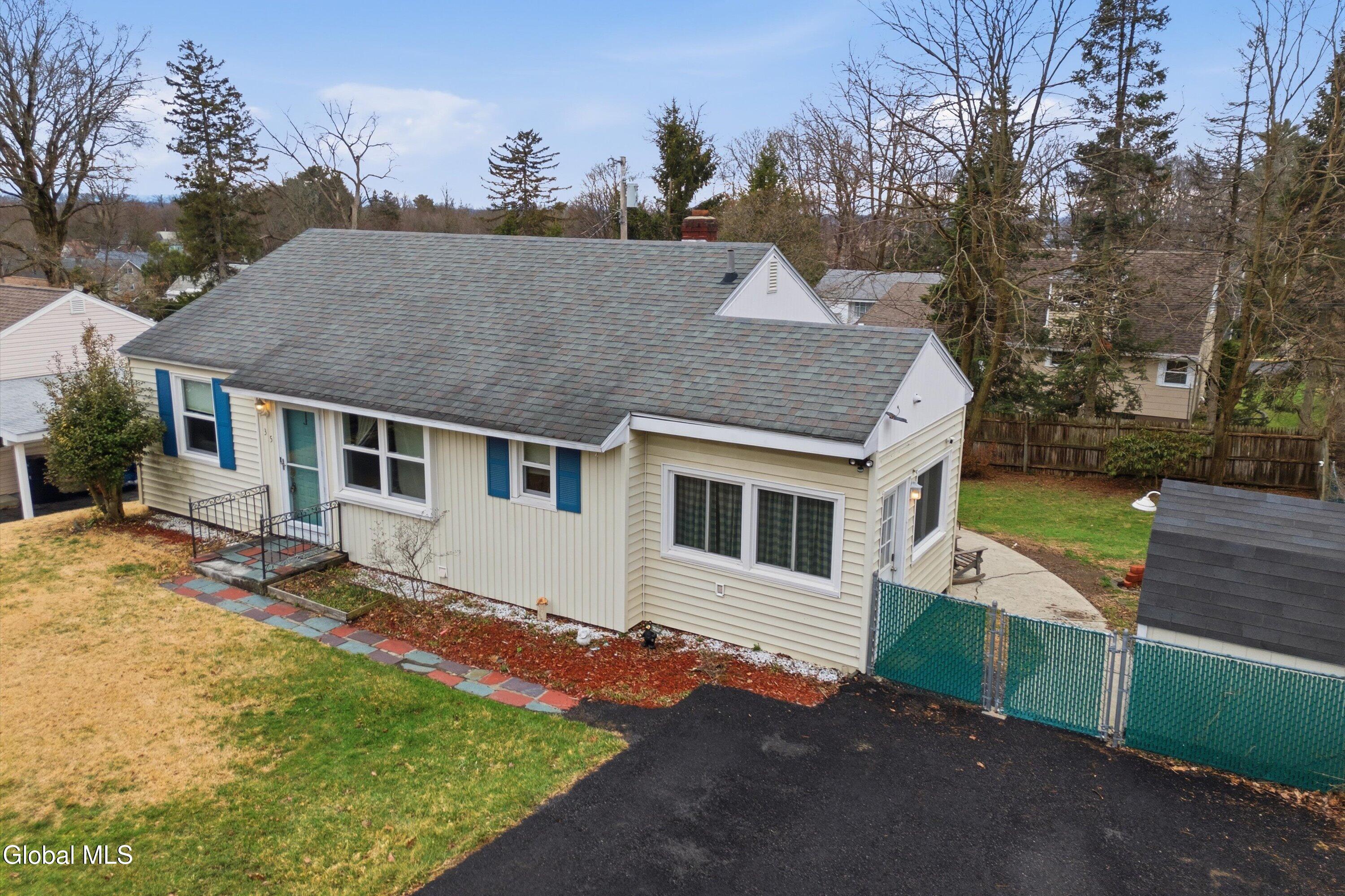 35 Bolivar Avenue Troy NY 12180