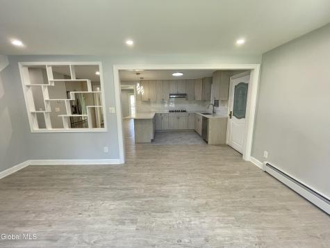 3881 Carman Road Schenectady NY 12303