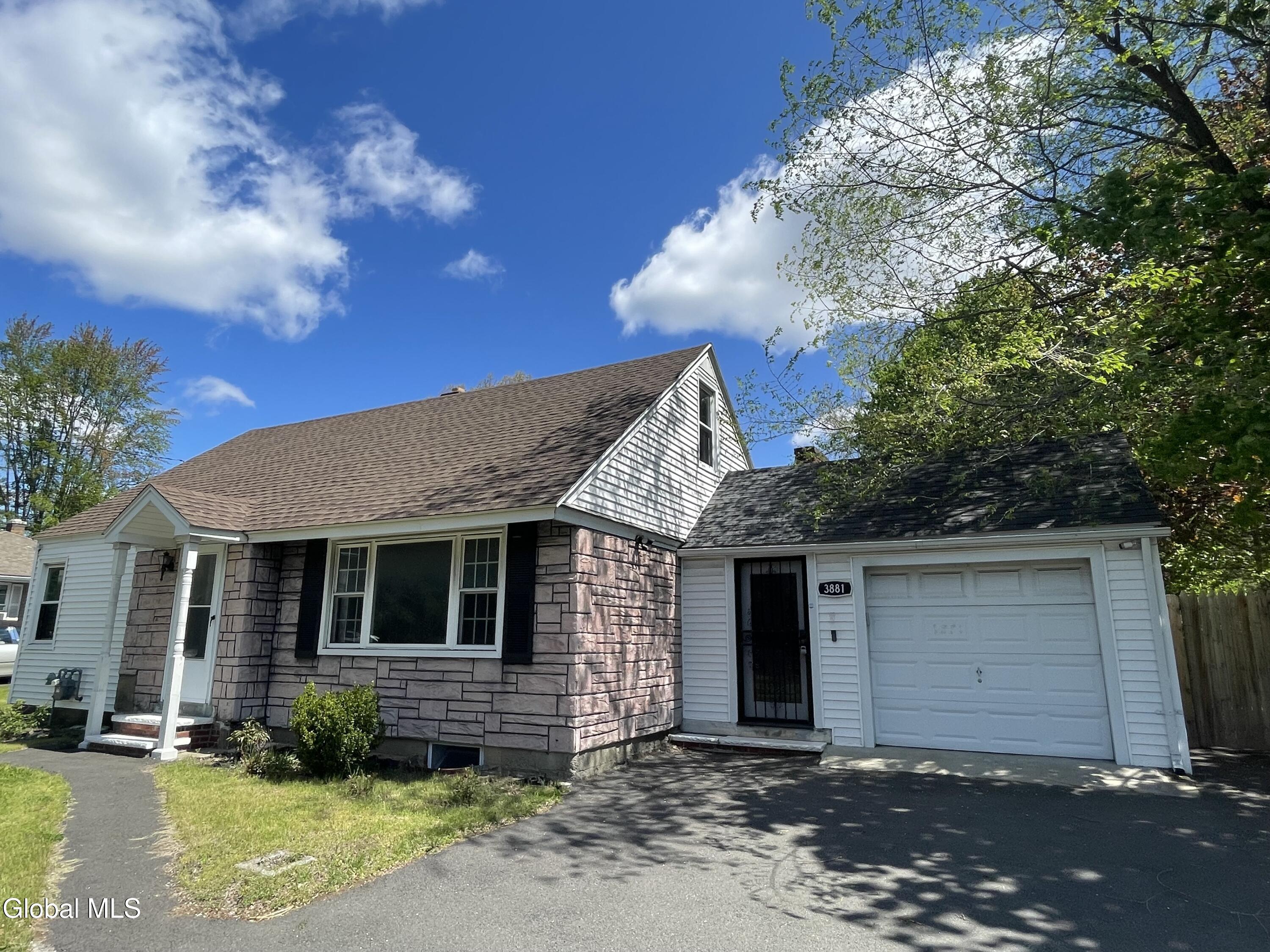 3881 Carman Road Schenectady NY 12303