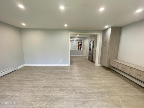 3881 Carman Road Schenectady NY 12303