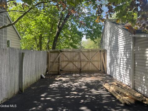 3881 Carman Road Schenectady NY 12303