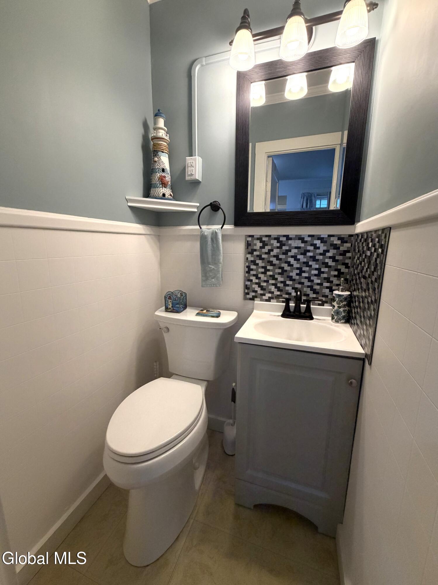 141 Prospect Avenue Gloversville NY 12078