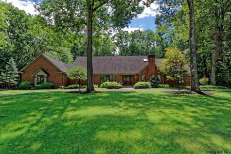 6 Beacon Hill Drive Saratoga Springs NY 12866