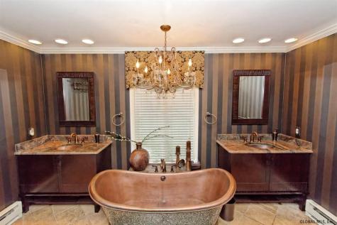 6 Beacon Hill Drive Saratoga Springs NY 12866