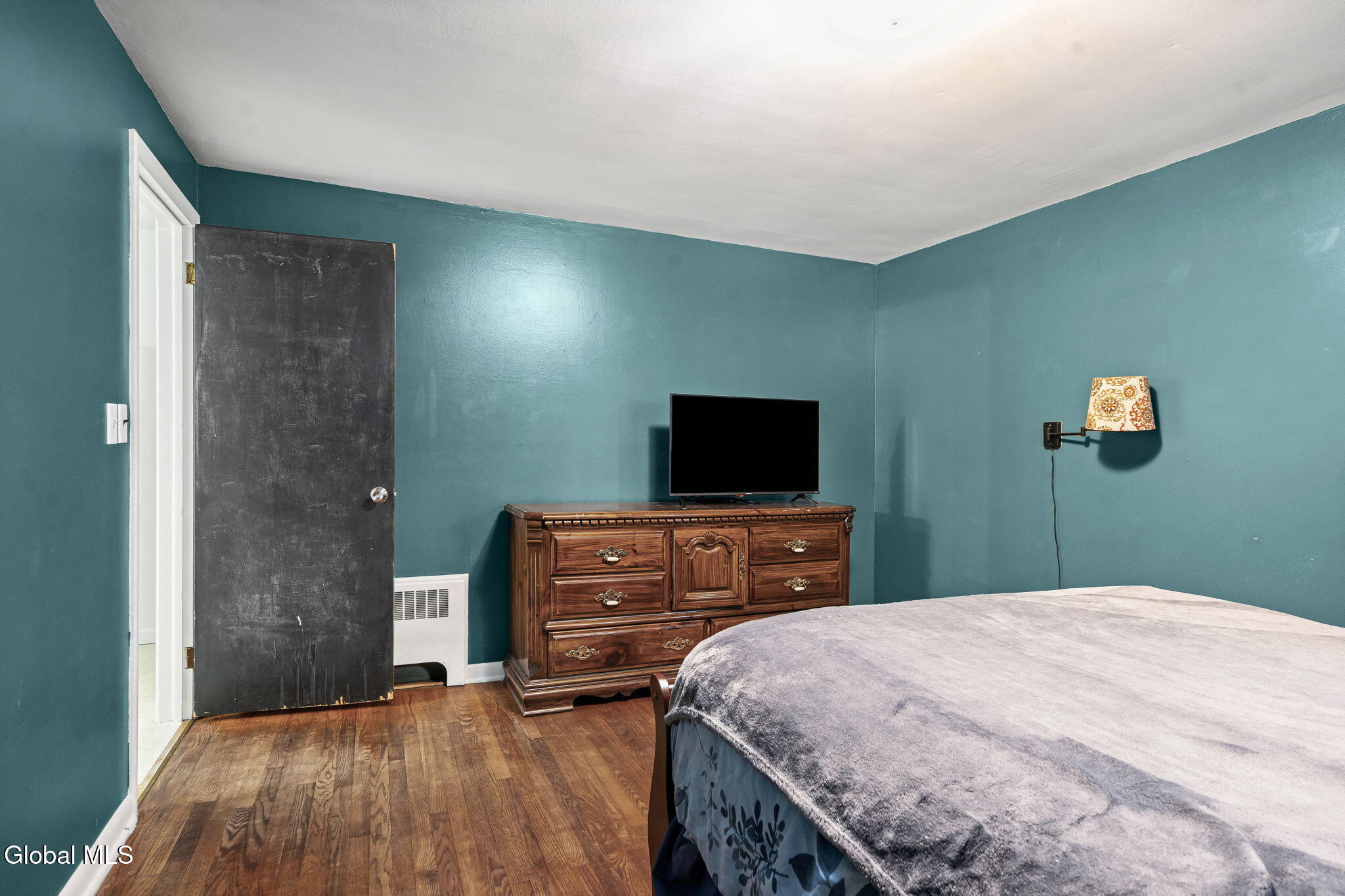 54 E Hite Court Schenectady NY 12303