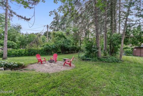 54 E Hite Court Schenectady NY 12303