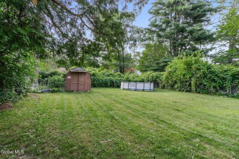 54 E Hite Court Schenectady NY 12303