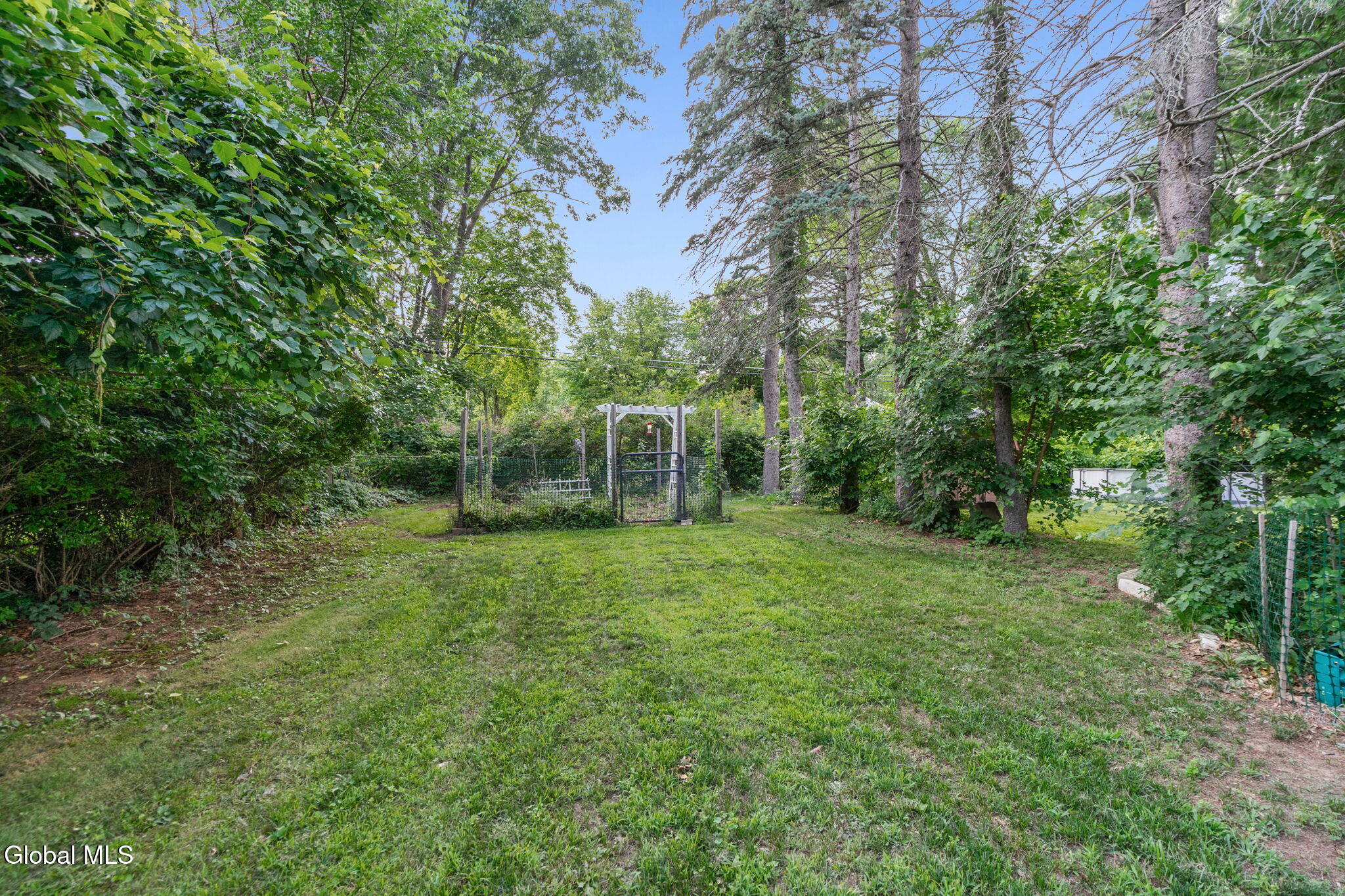 54 E Hite Court Schenectady NY 12303