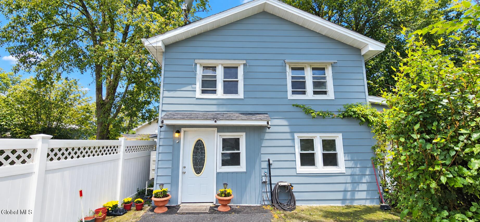 31 Mcnutt Avenue Colonie NY 12205