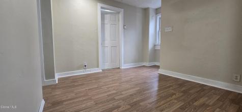 31 Mcnutt Avenue Colonie NY 12205