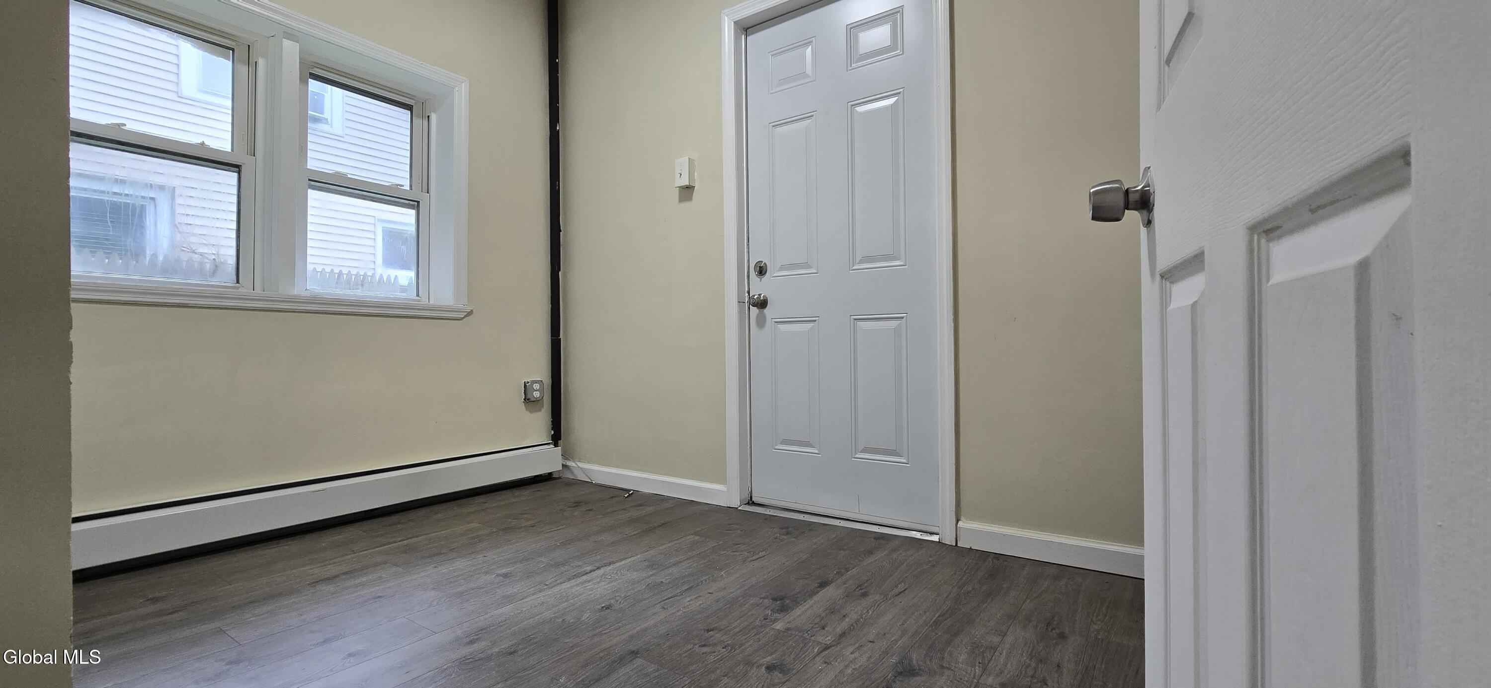 31 Mcnutt Avenue Colonie NY 12205