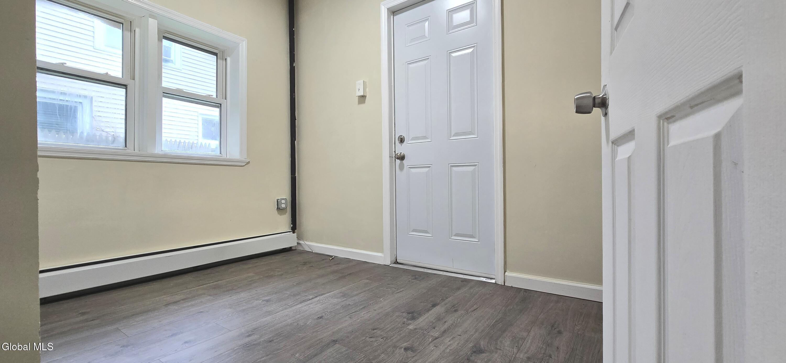31 Mcnutt Avenue Colonie NY 12205