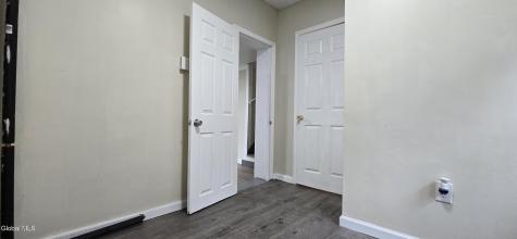 31 Mcnutt Avenue Colonie NY 12205