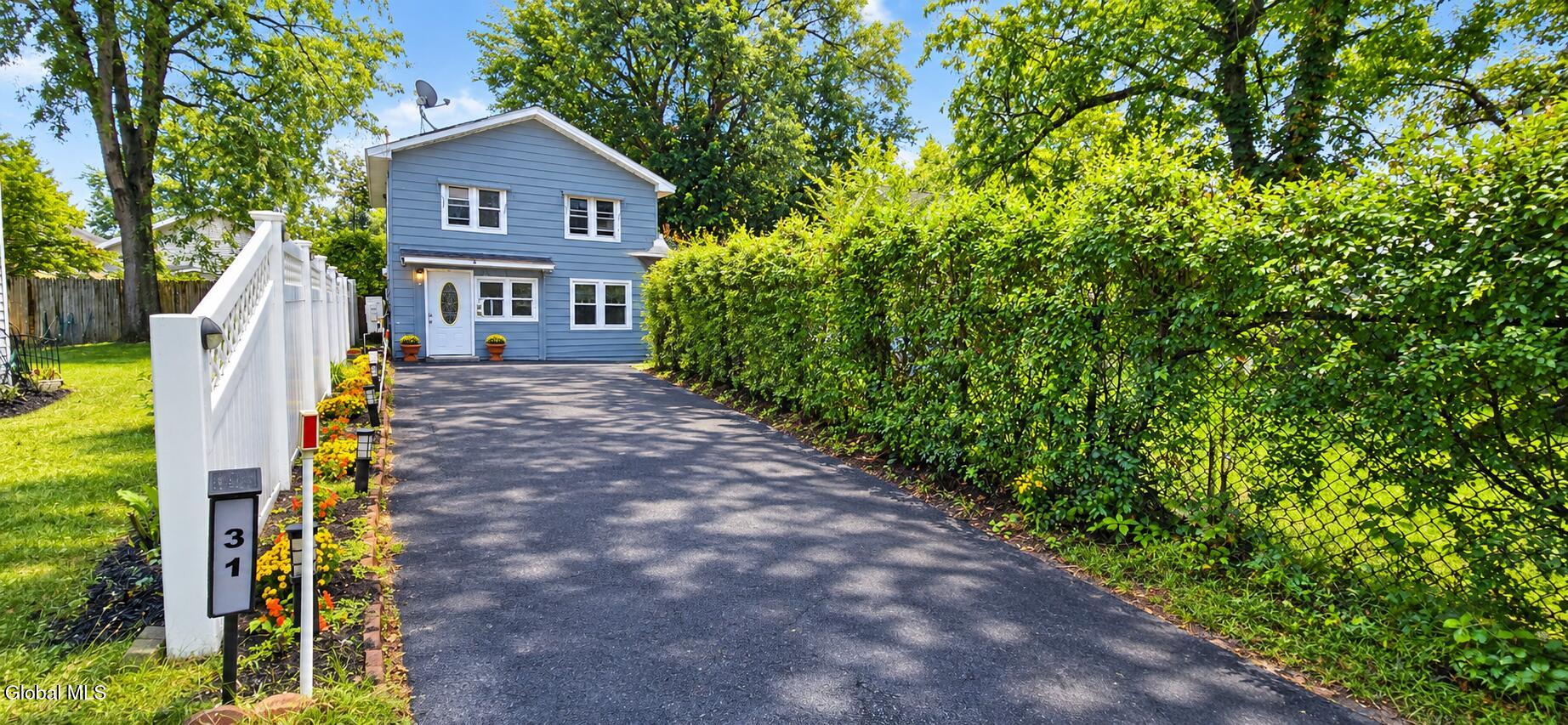 31 Mcnutt Avenue Colonie NY 12205