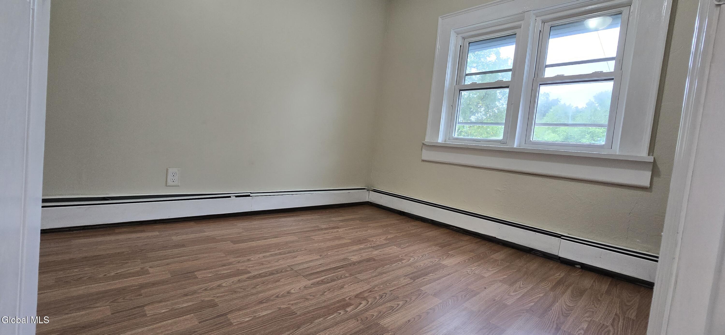 31 Mcnutt Avenue Colonie NY 12205