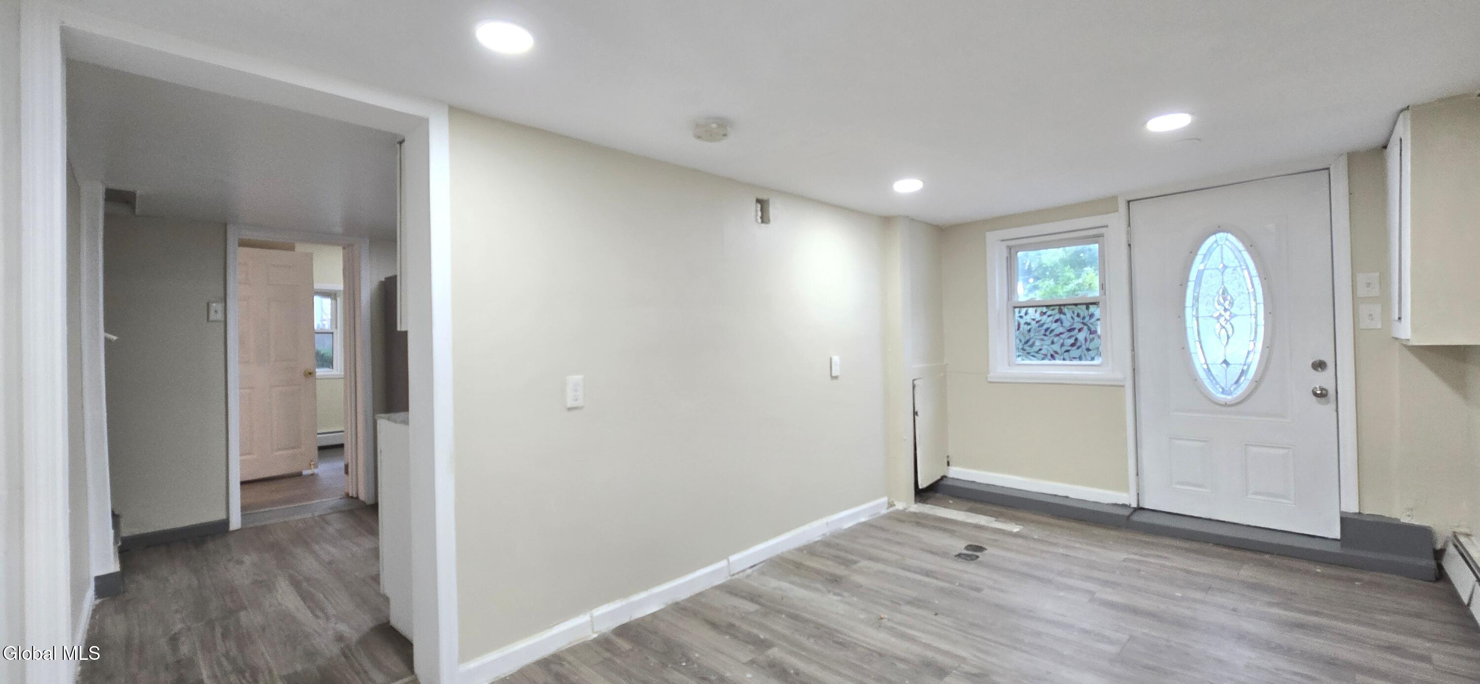 31 Mcnutt Avenue Colonie NY 12205