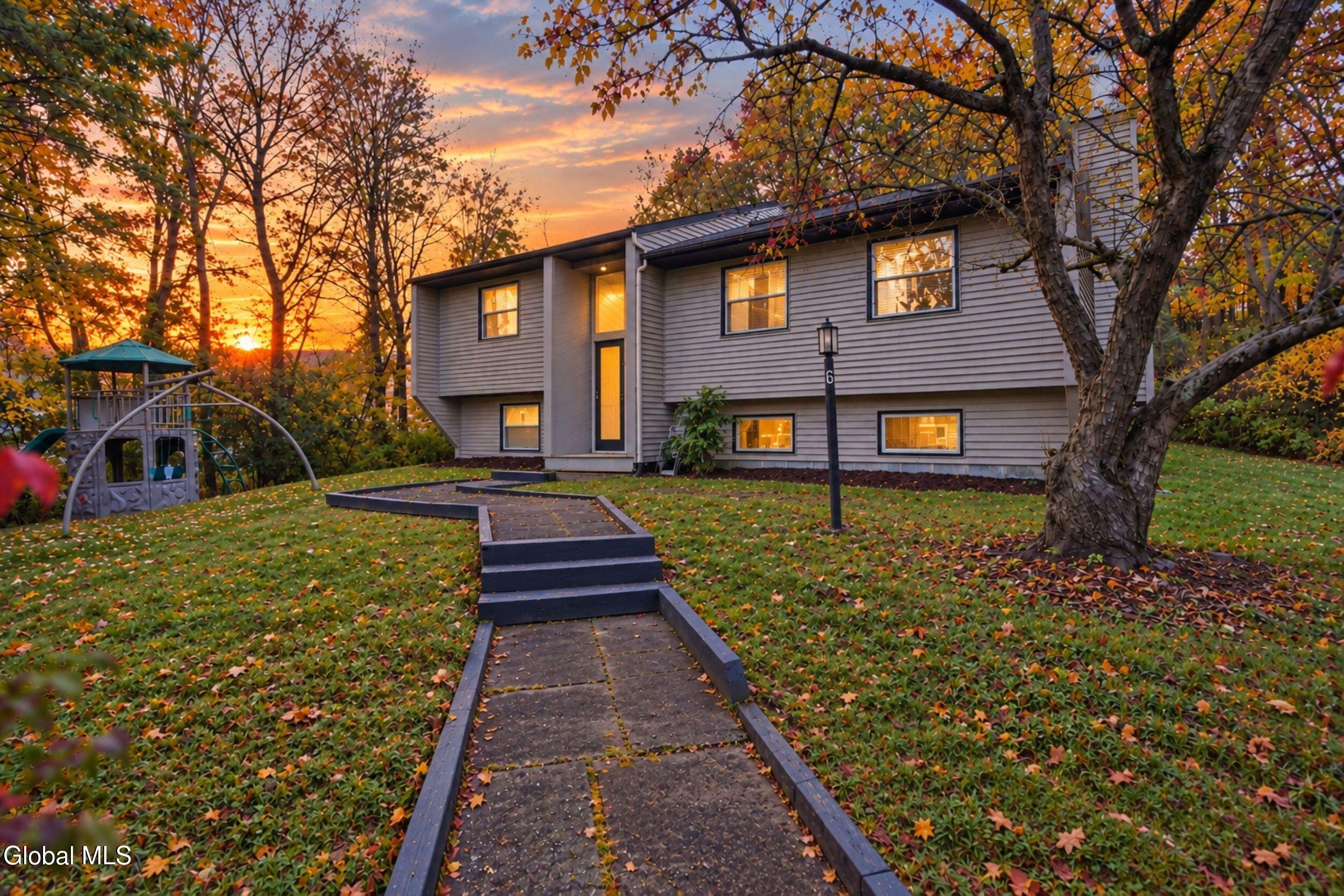 6 Ashford Lane Schenectady NY 12309