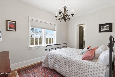 83 Bullock Road Slingerlands NY 12159