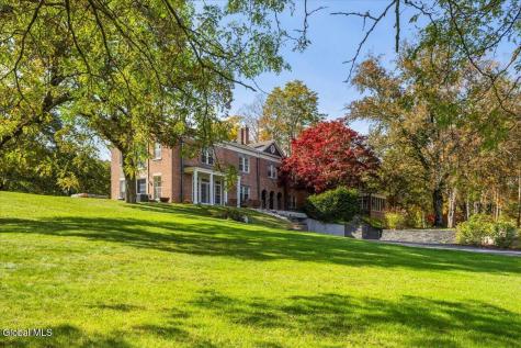 83 Bullock Road Slingerlands NY 12159