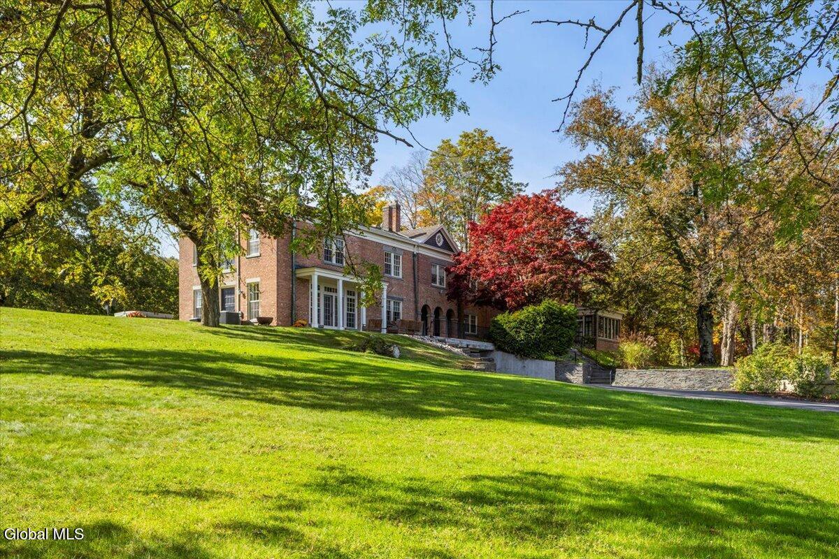 83 Bullock Road Slingerlands NY 12159