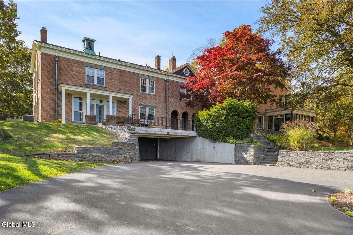 83 Bullock Road Slingerlands NY 12159