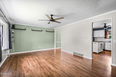 1009 Valentine Drive Schenectady NY 12303