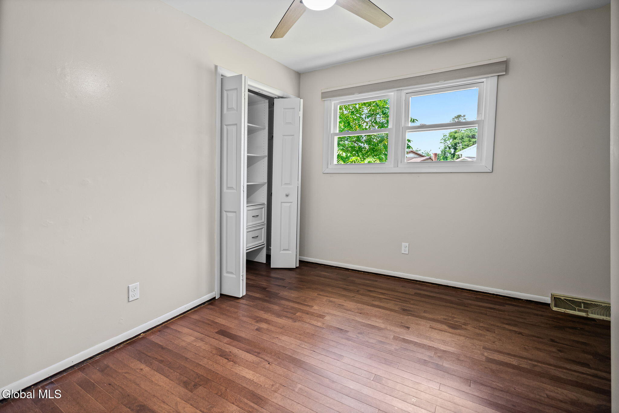 1009 Valentine Drive Schenectady NY 12303