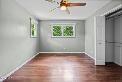 1009 Valentine Drive Schenectady NY 12303
